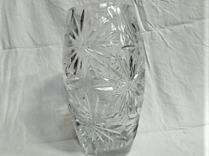 Vase en cristal taillé