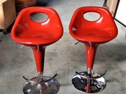 Lot de 2 Tabourets bar pivotante en bon état